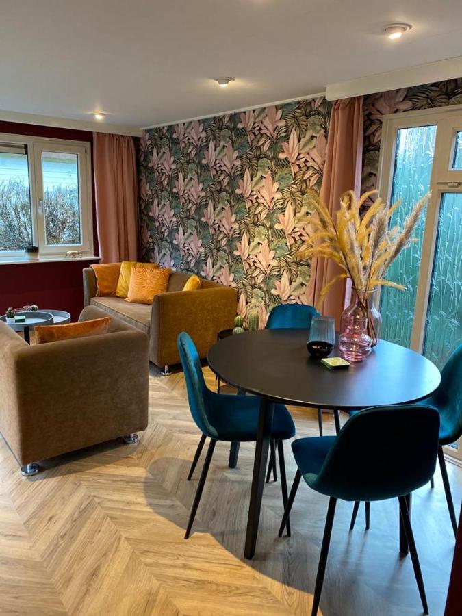 Sfeervolle Chalet Op De Veluwe In Hoenderloo Otel Dış mekan fotoğraf