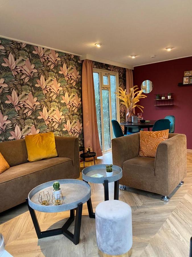 Sfeervolle Chalet Op De Veluwe In Hoenderloo Otel Dış mekan fotoğraf
